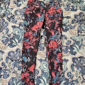 CALIA - Floral Patterned Leggings